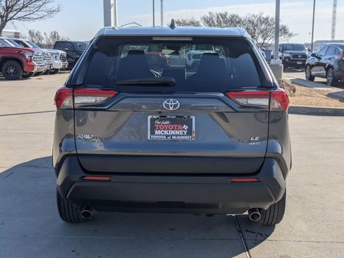 Used 2024 Toyota RAV4 LE image 7