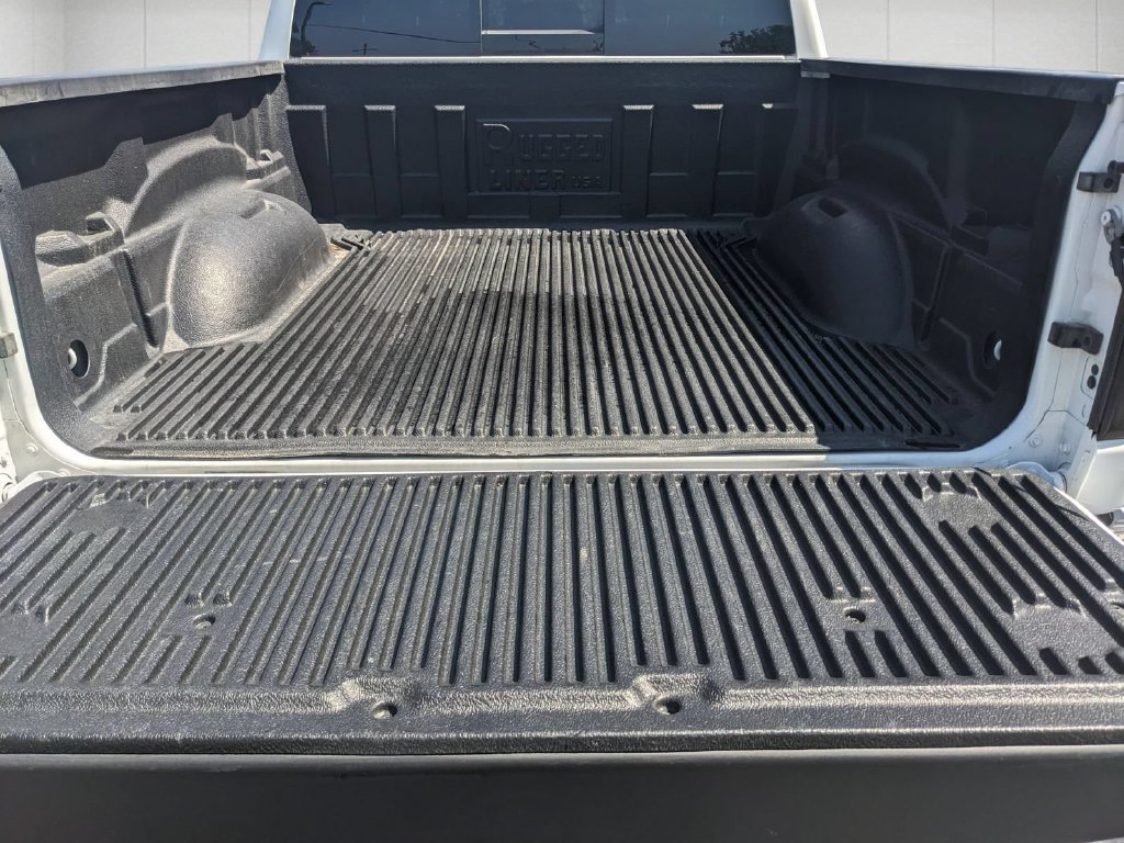 Used 2023 RAM 1500 Laramie AWD/4WD image 28