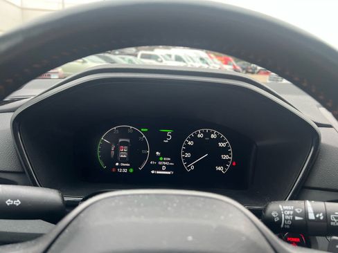 Used 2024 Honda CR-V Sport image 11