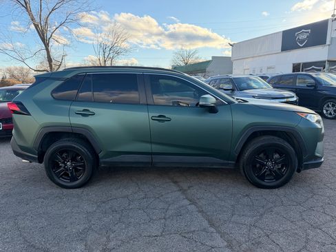 Used 2019 Toyota RAV4 XLE image 26