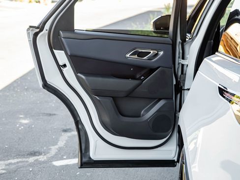 New 2026 Land Rover Range Rover Velar Dynamic SE image 20