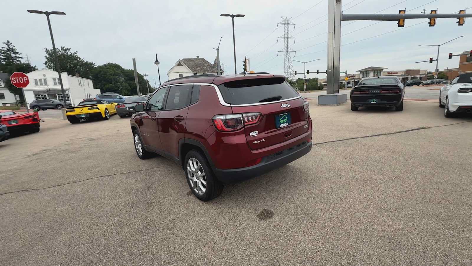 Used 2022 Jeep Compass Latitude w/ Sun and Sound Group AWD/4WD image 6
