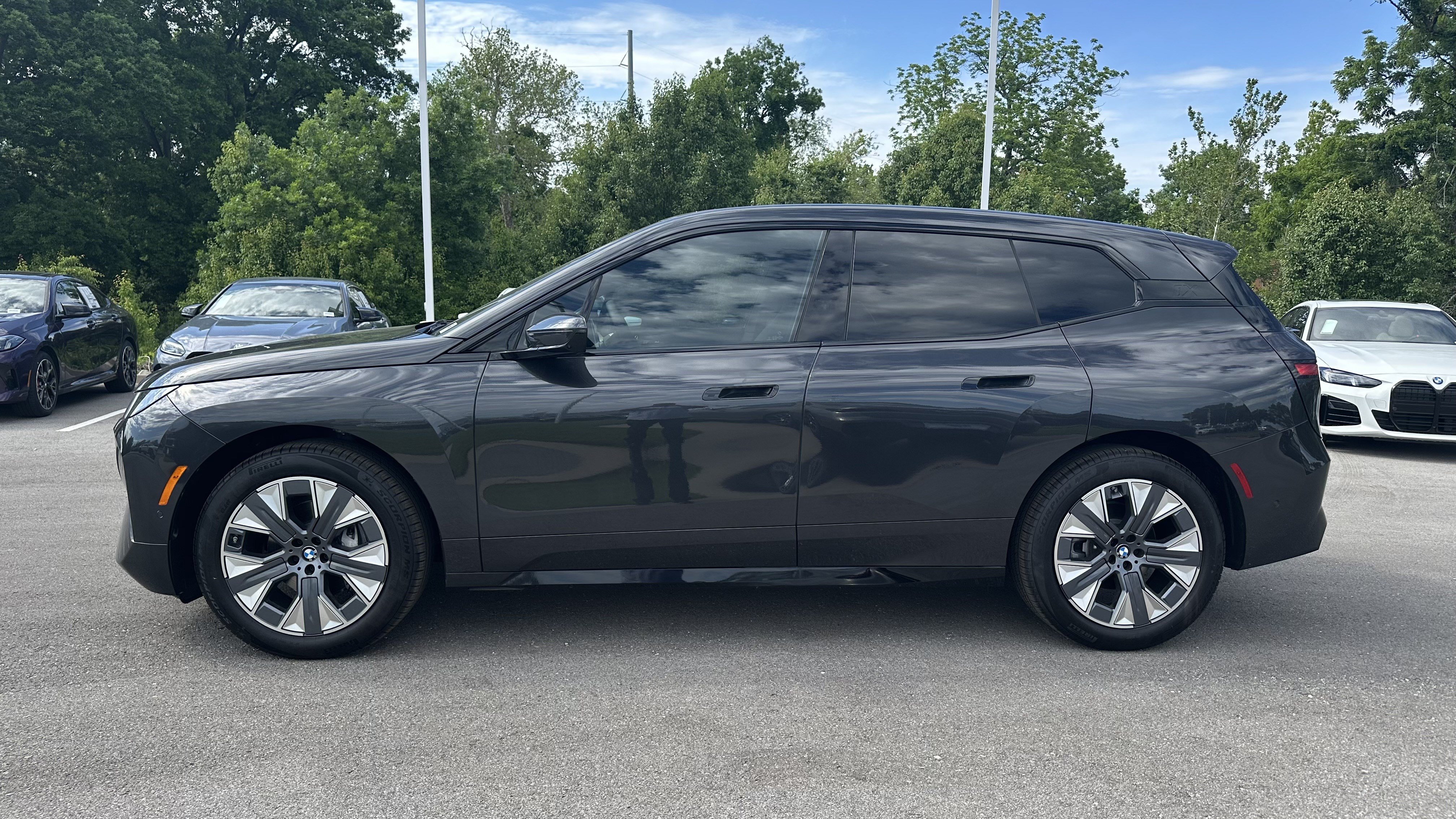 Certified 2026 BMW iX xDrive45 w/ Executive Package AWD/4WD image 7
