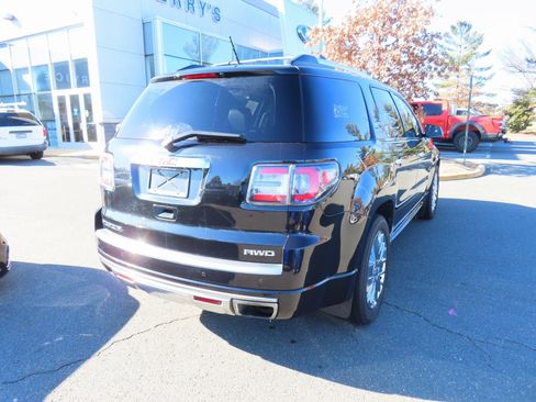 Used 2014 GMC Acadia Denali image 5