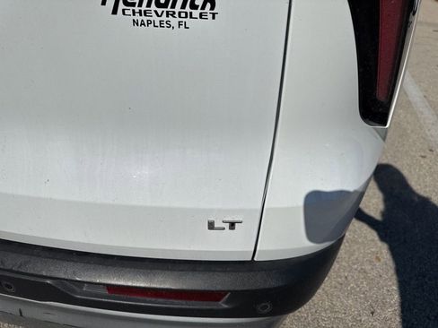 Used 2024 Chevrolet Traverse LT image 6