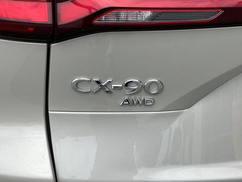 Used 2025 MAZDA CX-90 3.3 Turbo w/ Preferred Package AWD/4WD image 38
