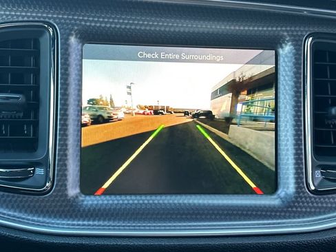 Used 2015 Dodge Challenger SRT Hellcat image 18