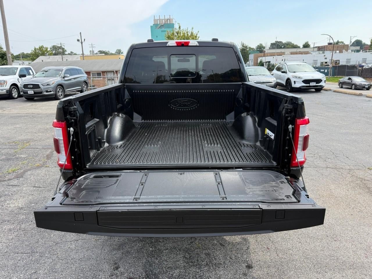 Used 2021 Ford F150 Lariat w/ Equipment Group 502A High AWD/4WD image 7