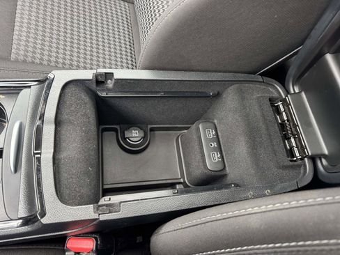 Used 2023 Dodge Charger R/T w/ Blacktop Package image 39