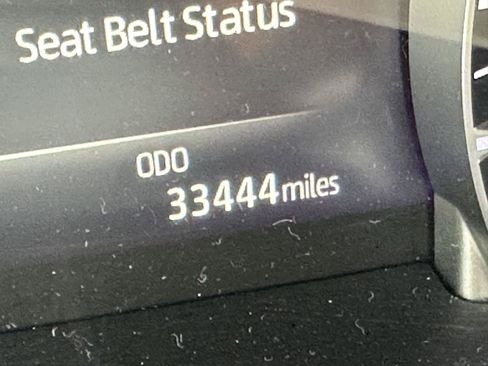 Used 2023 Toyota Highlander XLE FWD image 13