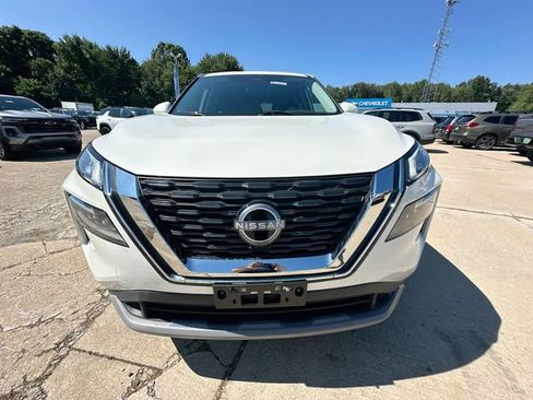 Used 2023 Nissan Rogue SV AWD/4WD image 33