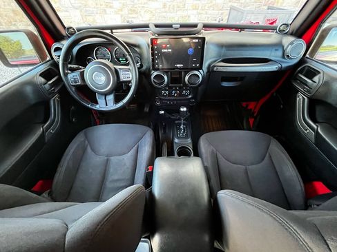 Used 2013 Jeep Wrangler Unlimited Sport w/ Connectivity Group AWD/4WD image 13