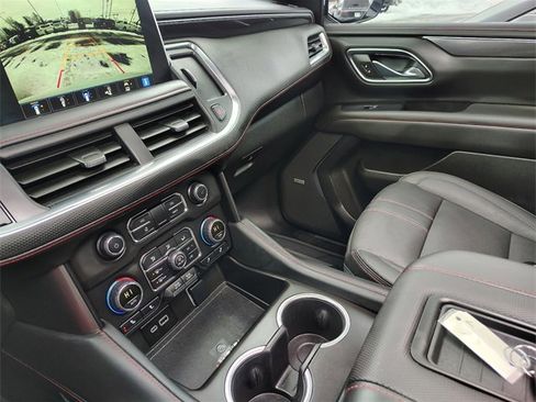 Used 2024 Chevrolet Suburban RST w/ Luxury Package image 26