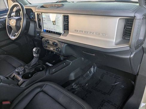 Certified 2025 Ford Bronco Outer Banks AWD/4WD image 22