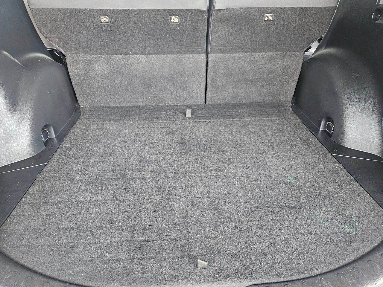 Used 2014 Toyota RAV4 LE FWD image 19