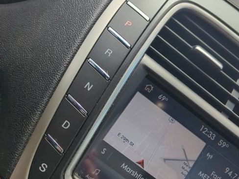 Used 2020 Lincoln Nautilus Reserve AWD/4WD image 29