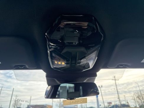 Used 2025 BMW X3 xDrive30i image 21