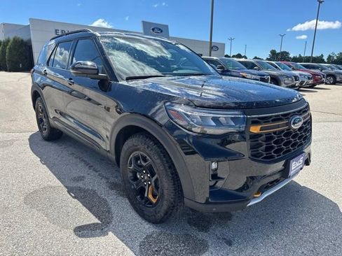 New 2026 Ford Explorer Tremor w/ Tremor Convenience Package AWD/4WD image 3