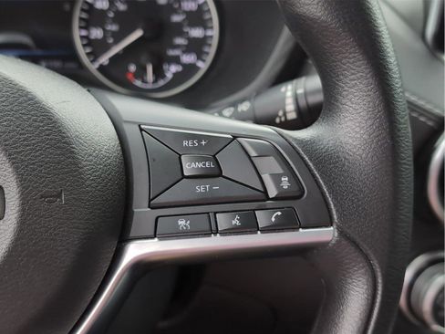 Used 2024 Nissan Sentra SV FWD image 21