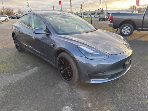 Used 2023 Tesla Model 3 Standard Range image 7