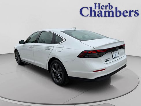 Used 2023 Honda Accord EX image 3