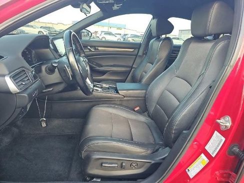 Used 2020 Honda Accord Sport image 4