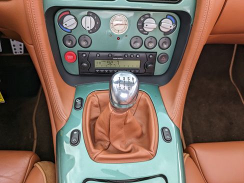 Used 2003 Aston Martin DB7 Vantage RWD image 21