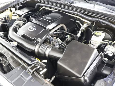 Used 2018 Nissan Frontier SV w/ Value Truck Package image 11