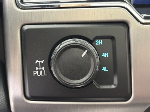 Certified 2022 Ford F350 Platinum image 23