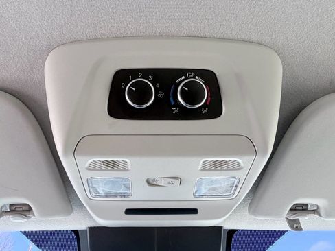 Used 2023 Ford Transit 350 XLT image 16