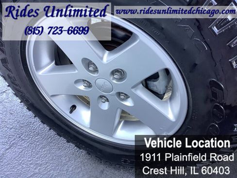 Used 2013 Jeep Wrangler Sport AWD/4WD image 36