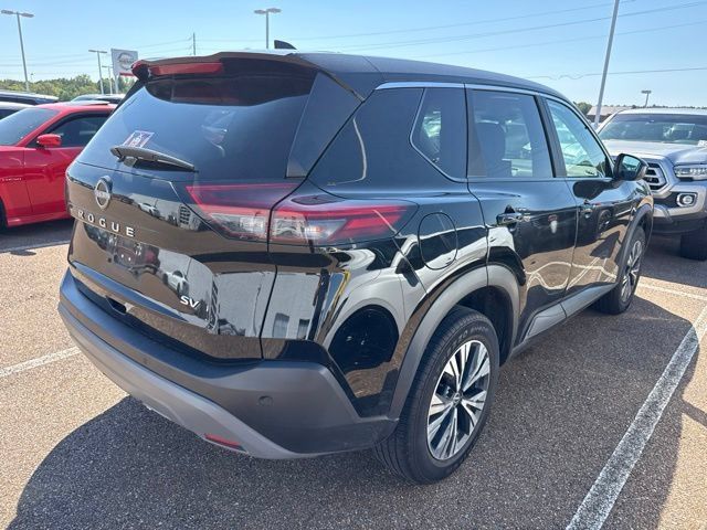 Used 2023 Nissan Rogue SV FWD image 3