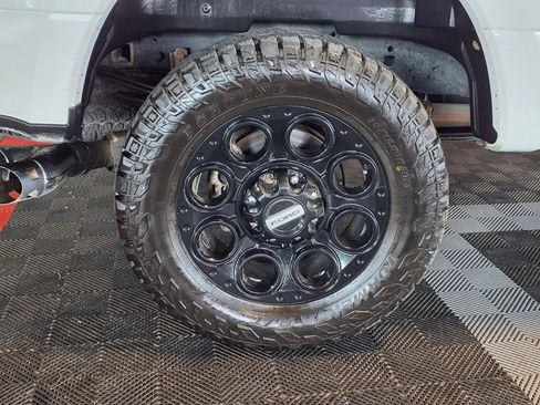 Used 2020 Ford F250 Platinum w/ FX4 Off-Road Package image 8