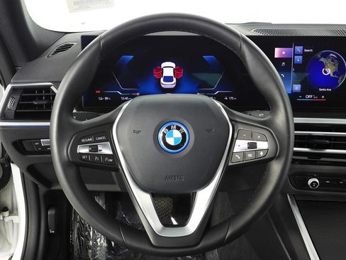 Used 2023 BMW i4 eDrive35 w/ Parking Assistance Package RWD image 27