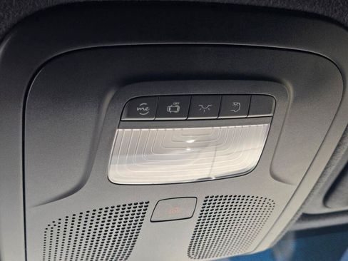 New 2025 Mercedes-Benz eSprinter 170 Cargo image 44