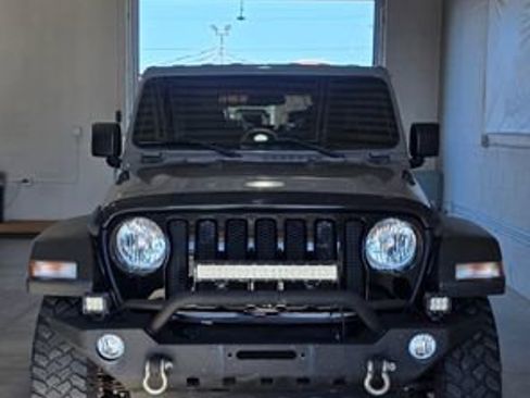 Used 2021 Jeep Wrangler Sport image 10