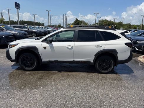 Used 2024 Subaru Outback Wilderness AWD/4WD image 12