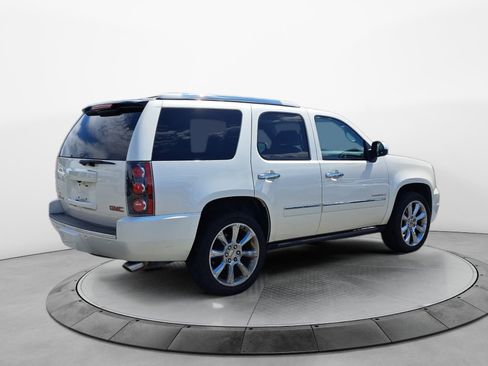 Used 2013 GMC Yukon Denali AWD/4WD image 6