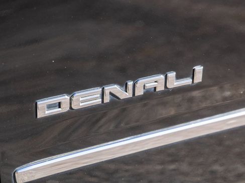 Used 2015 GMC Yukon Denali w/ Premium Package image 56