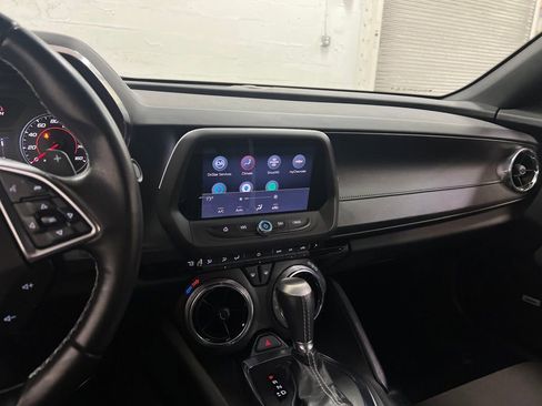 Used 2022 Chevrolet Camaro LT w/ Technology Package image 20