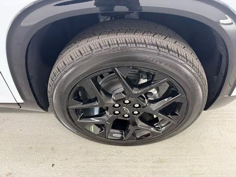 New 2026 Chevrolet Traverse RS image 4