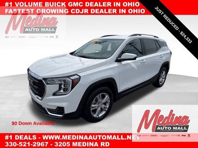 Used 2024 GMC Terrain SLE w/ Driver Convenience Package
