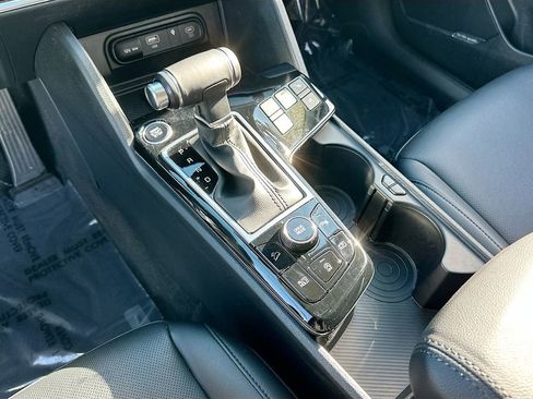 Certified 2023 Kia Sportage SX image 17