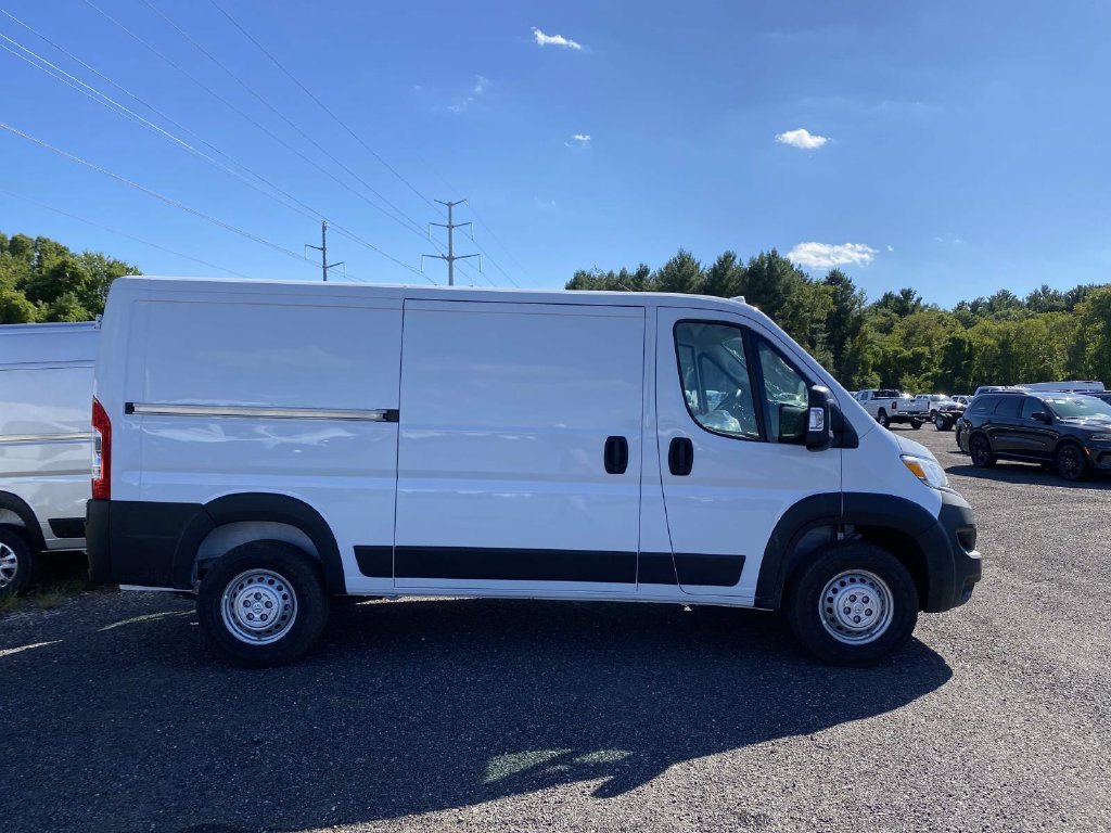 New 2026 RAM ProMaster 2500 w/ Convenience Group FWD image 2