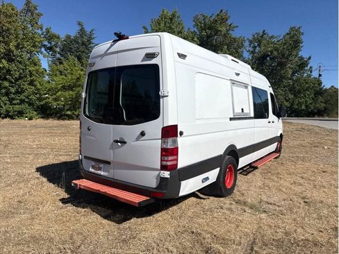 Used 2014 Mercedes-Benz Sprinter 3500 w/ Cargo Protection Package image 8