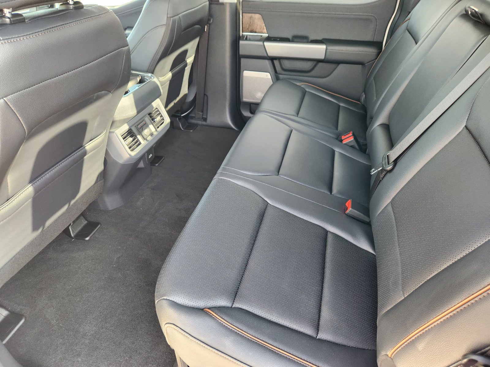 New 2027 Ford F350 Lariat AWD/4WD image 26