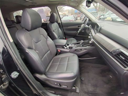 Used 2023 Kia Telluride EX image 25