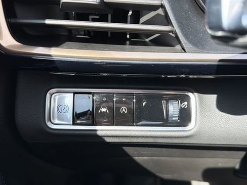 New 2026 Buick Envision Avenir image 17