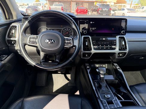 Used 2021 Kia Sorento SX image 23