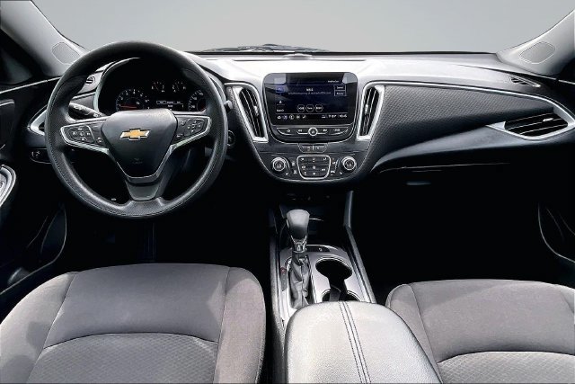 Used 2024 Chevrolet Malibu LT FWD image 7